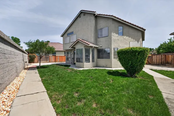 $689,888 | 1992 Bayberry Court, Tracy, CA 95376