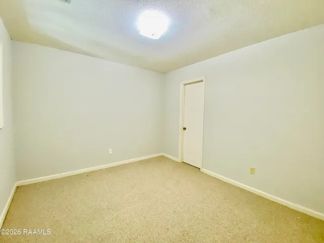 $1,300 | 105 Williamsburg Circle, Unit B, Lafayette, LA 70508