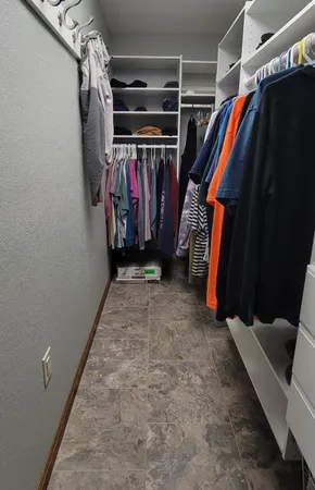 $685,000 | 3853 91st Avenue Southeast, Jamestown, ND 58401