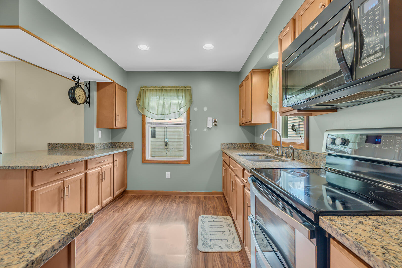 2422 Midday Street Jackson, MI 49203 - Photo 11 of 53 MRE06456