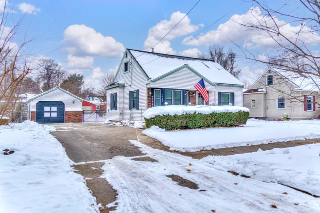 $199,900 | 2422 Midday Street, Jackson, MI 49203