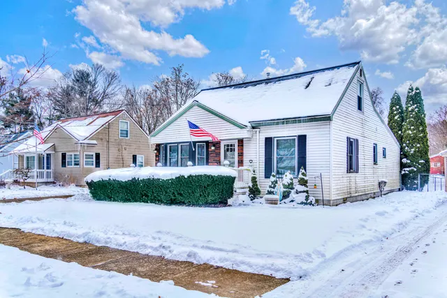$199,900 | 2422 Midday Street, Jackson, MI 49203