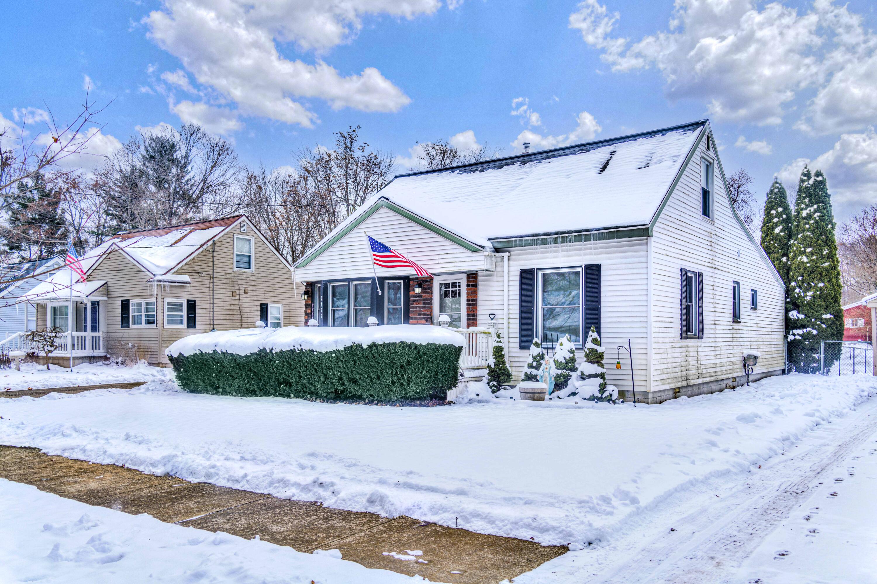 2422 Midday Street Jackson, MI 49203 - Photo 49 of 53 2422 Midday St 03