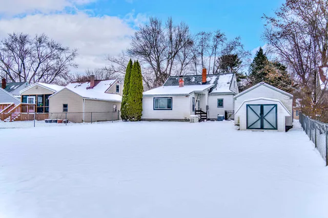 $199,900 | 2422 Midday Street, Jackson, MI 49203