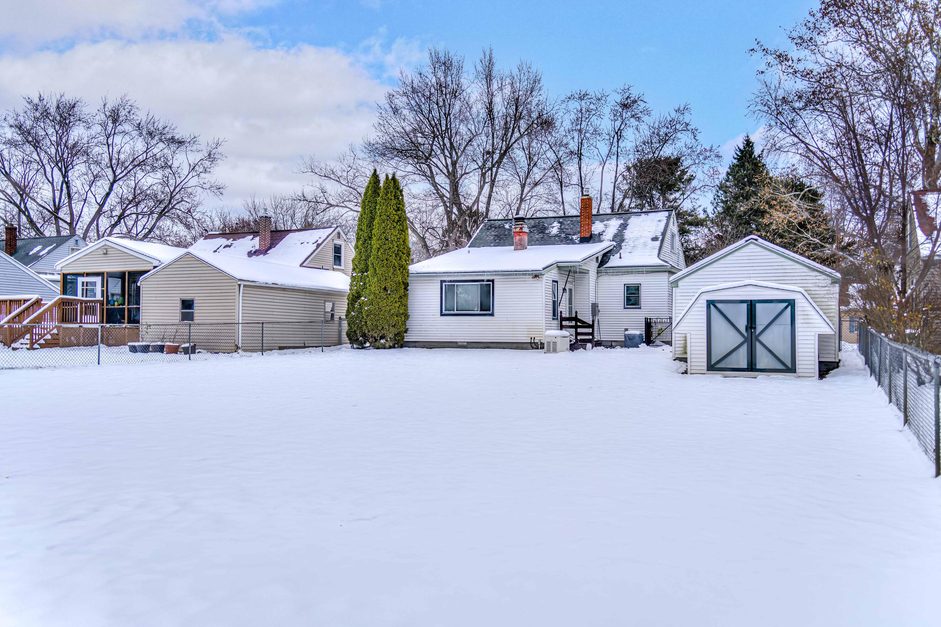 2422 Midday Street Jackson, MI 49203 - Photo 50 of 53 2422 Midday St 05