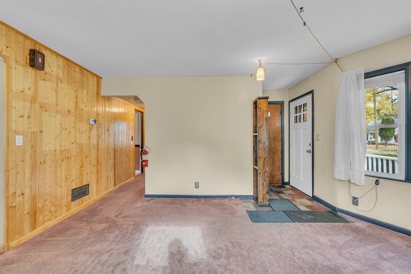 2422 Midday Street Jackson, MI 49203 - Photo 6 of 53 MRE06401