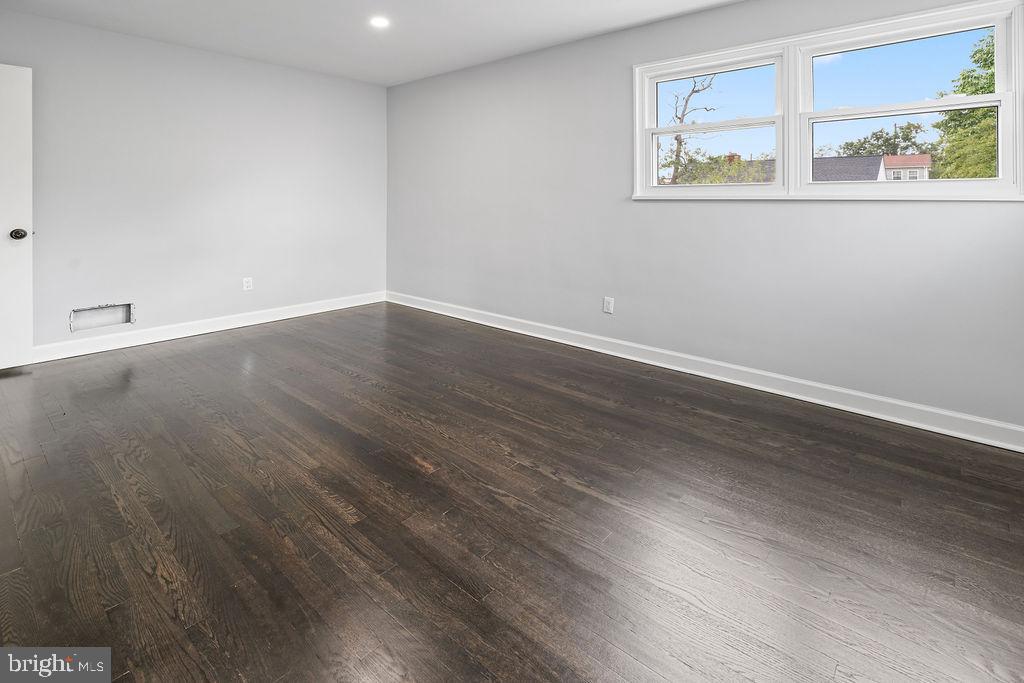 1615 Parham Road Silver Spring, MD 20903 - Photo 4 of 29