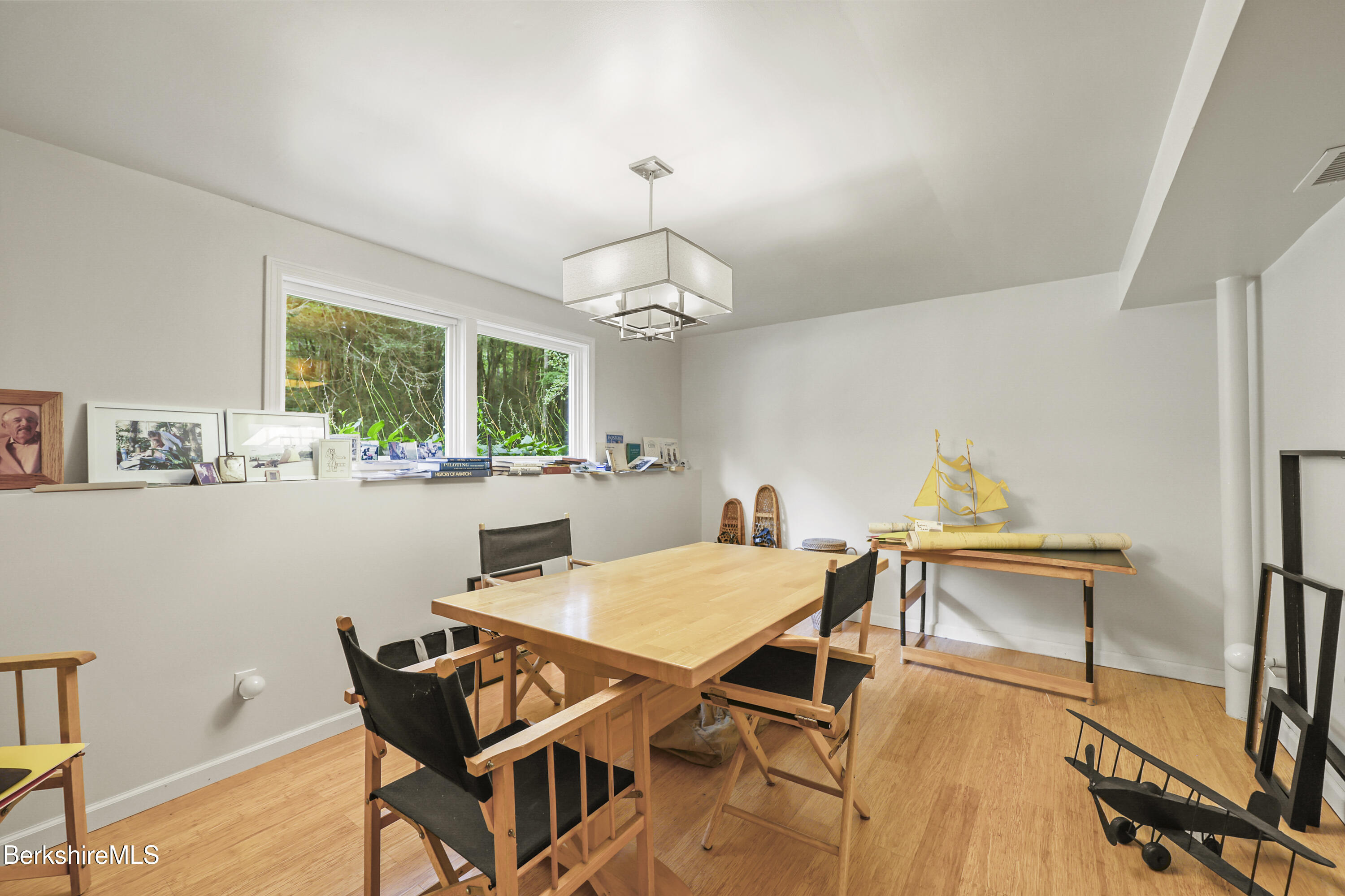 128 Rannapo Road Sheffield, MA 01257 - Photo 26 of 40 FLEX room 2