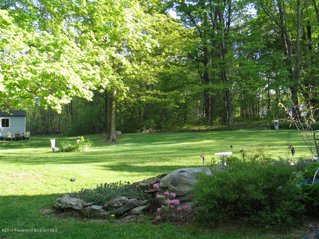 800 Lake Henry Road Lake Ariel, PA 18436 - Photo 8 of 10 Gallery Image 8