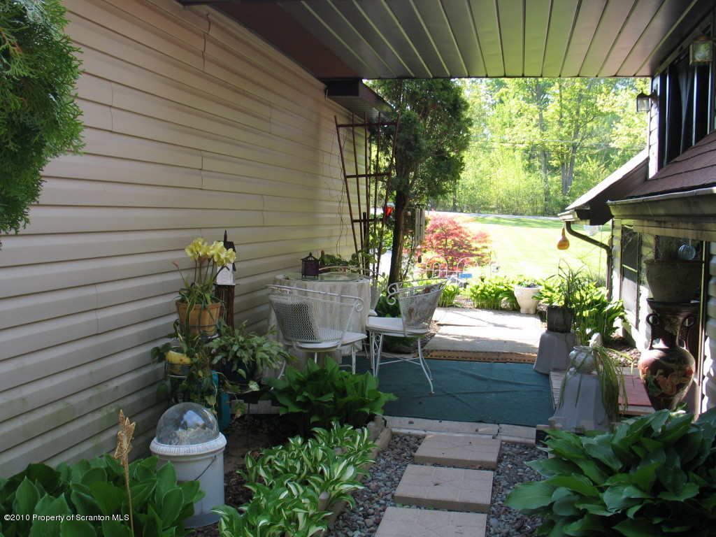 800 Lake Henry Road Lake Ariel, PA 18436 - Photo 10 of 10 Gallery Image 10