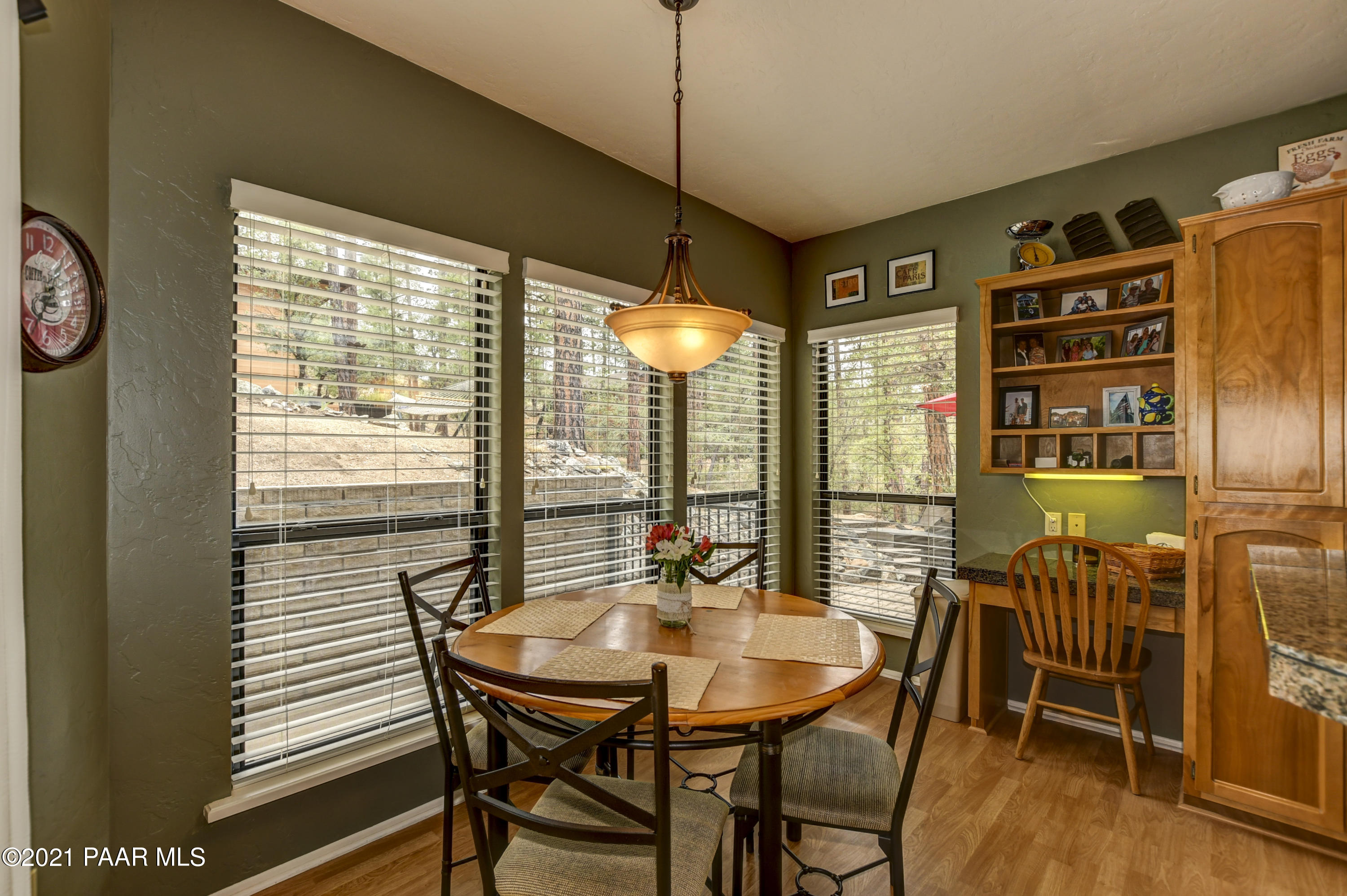 1870 Coyote Road Prescott, AZ 86303 - Photo 21 of 46 021_Nook Area