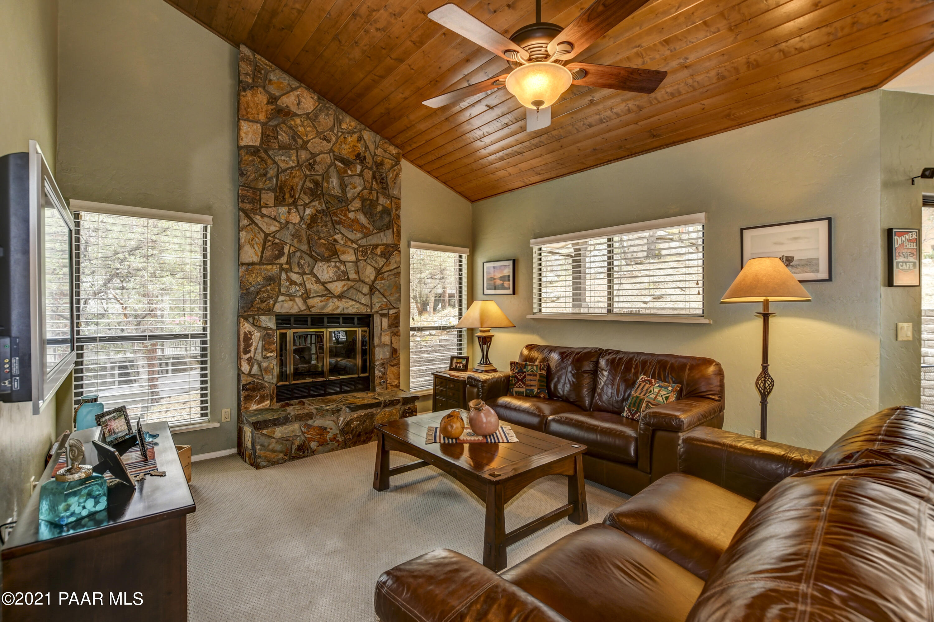 1870 Coyote Road Prescott, AZ 86303 - Photo 8 of 46 008_Warm and Inviting Great Room
