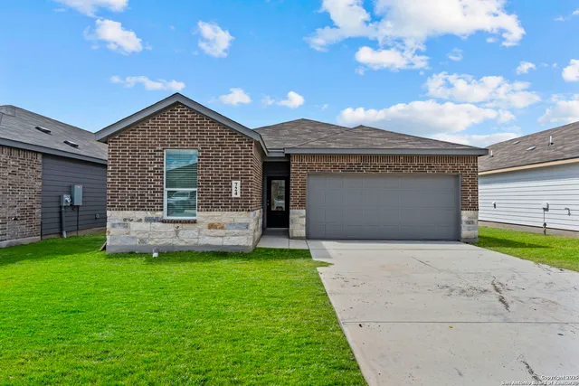 $260,000 | 3844 Northaven Trail, New Braunfels, TX 78132
