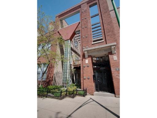 525 North Ada Street, Unit 27 Chicago, IL 60642 - Photo 1 of 18 a front view of a building