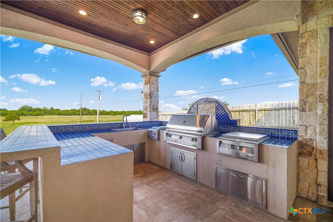 448 Champlain Street Victoria, TX 77905 - Photo 10 of 48