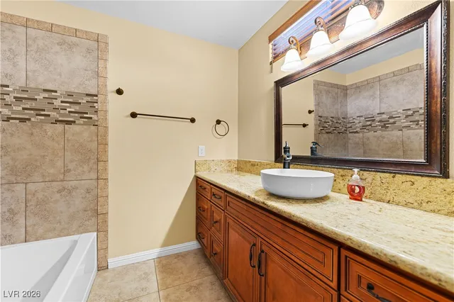 $1,950 | 3578 Anthony Drive, Las Vegas, NV 89121