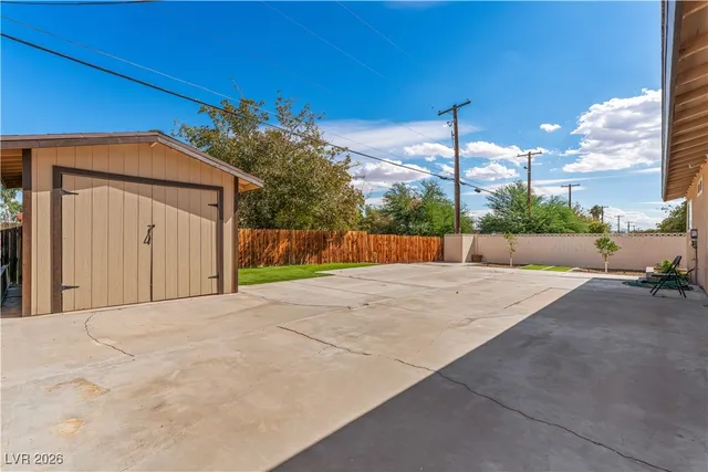 $1,950 | 3578 Anthony Drive, Las Vegas, NV 89121