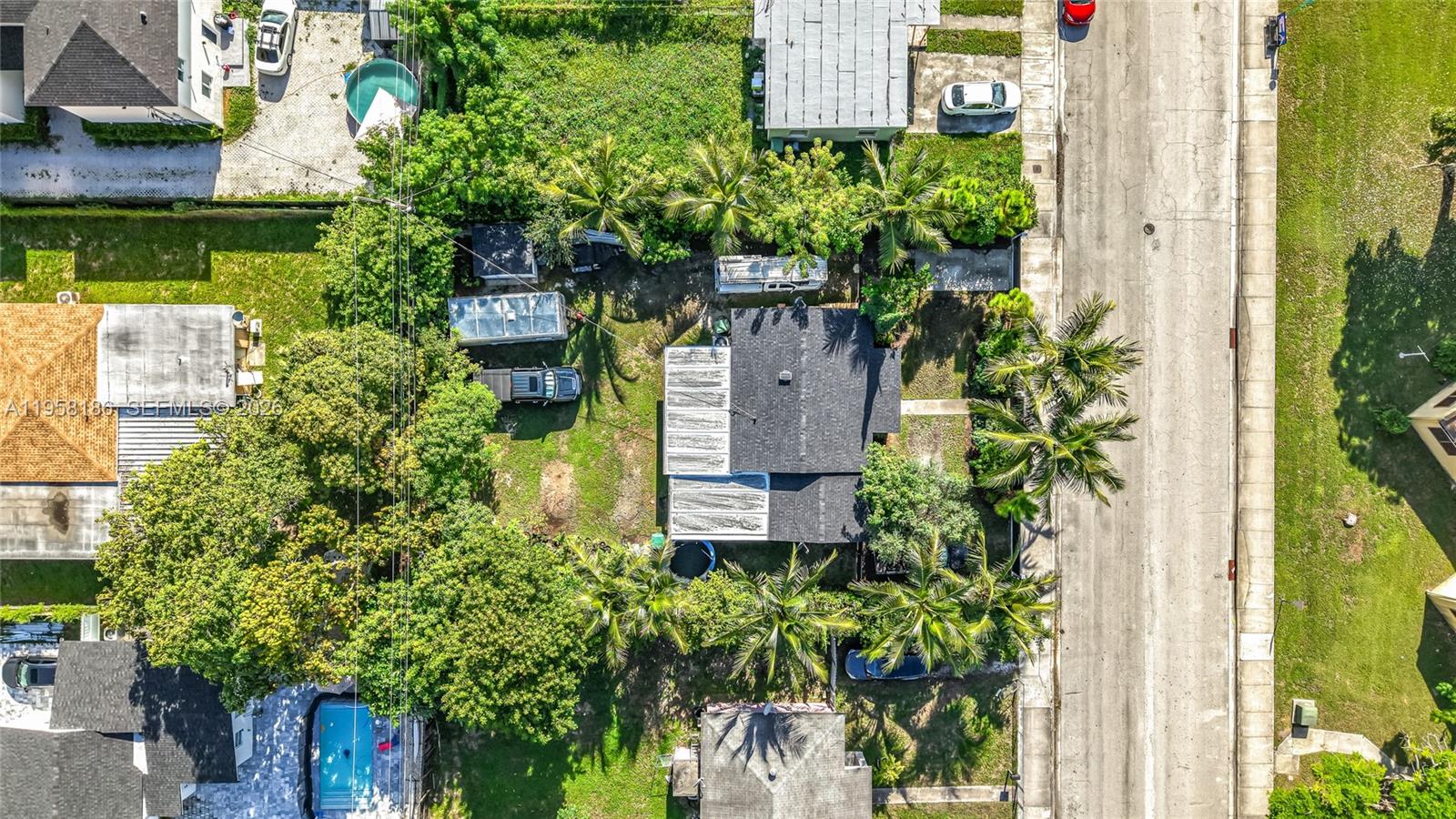 10045 Southwest 172nd Street Miami, FL 33157 - Photo 35 of 38