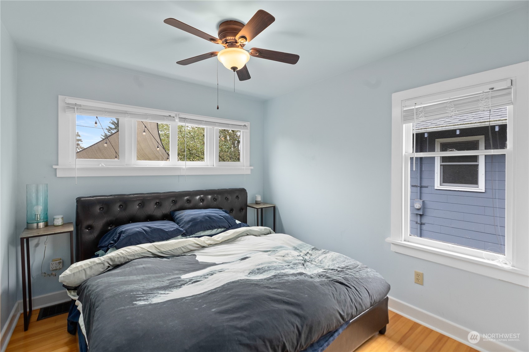 3215 Rockefeller Avenue Everett, WA 98201 - Photo 13 of 31 a bedroom with a bed and a window