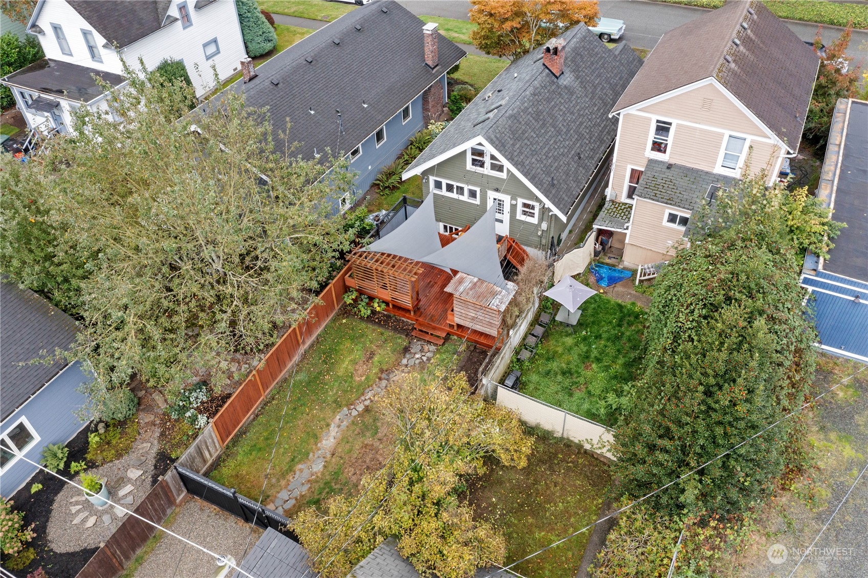 3215 Rockefeller Avenue Everett, WA 98201 - Photo 29 of 31 an aerial view of a house