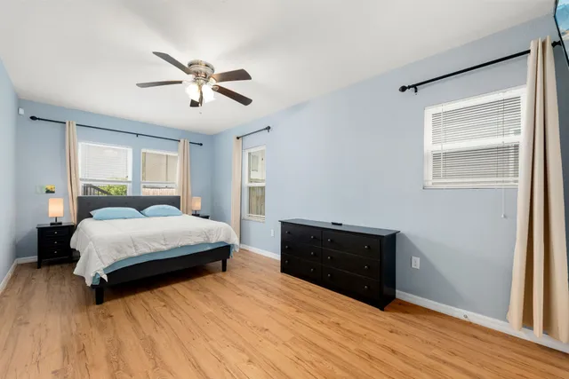 $2,500 | 2116 Live Oak Street, Houston, TX 77003