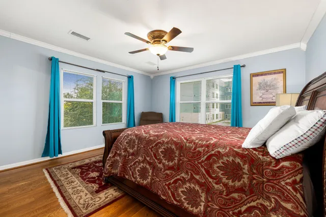 $2,500 | 2116 Live Oak Street, Houston, TX 77003