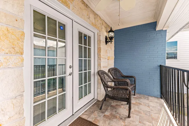 $2,500 | 2116 Live Oak Street, Houston, TX 77003