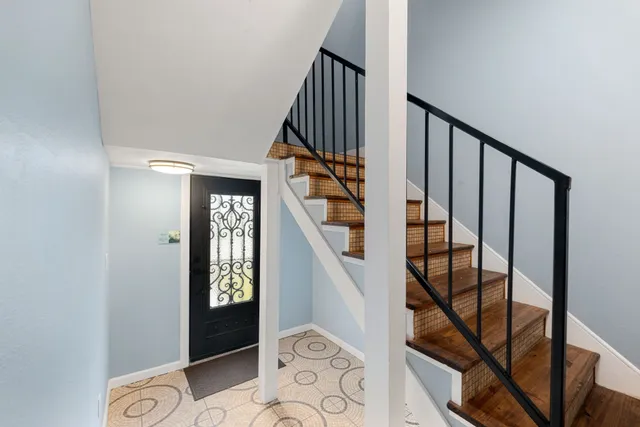 $2,500 | 2116 Live Oak Street, Houston, TX 77003