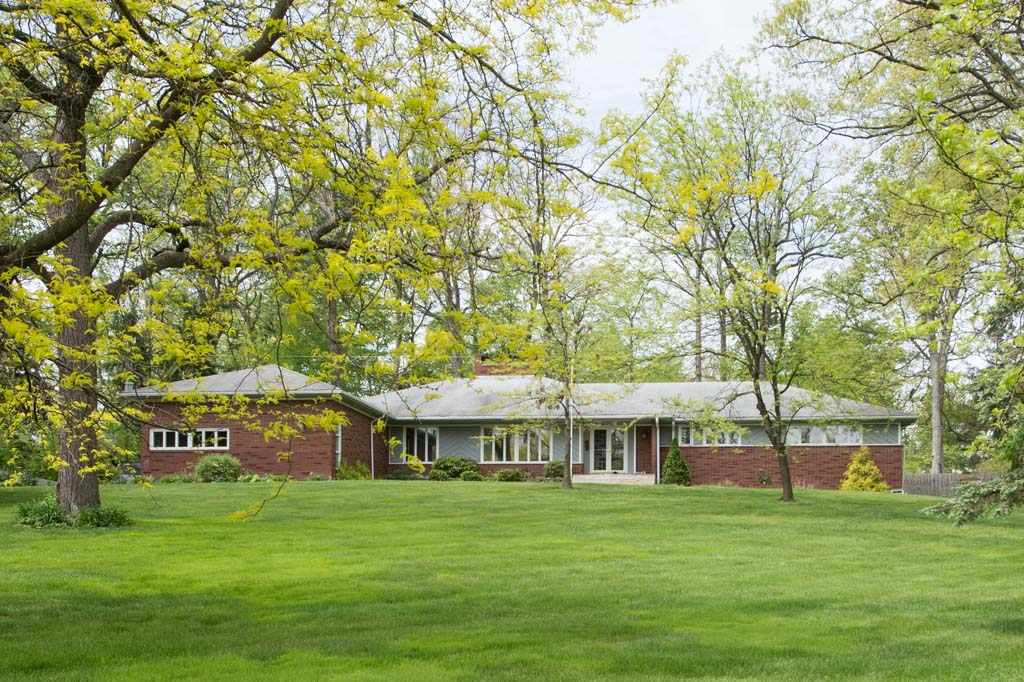 1732 South Hadley Road Fort Wayne, IN 46804 - Photo 1 of 36 Gallery Image 1