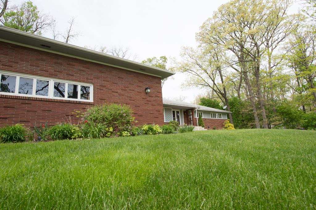 1732 South Hadley Road Fort Wayne, IN 46804 - Photo 4 of 36 Gallery Image 4