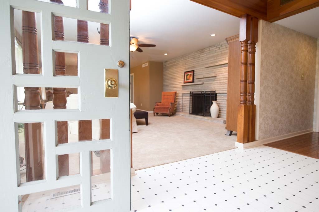 1732 South Hadley Road Fort Wayne, IN 46804 - Photo 5 of 36 Gallery Image 5