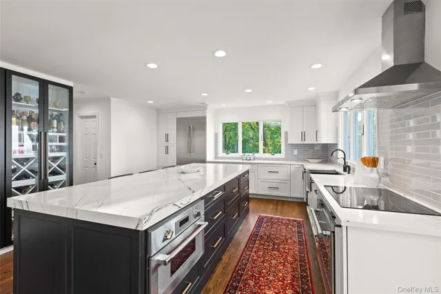 $2,950,000 | 15 Stephens Path, Port Jefferson, NY 11777