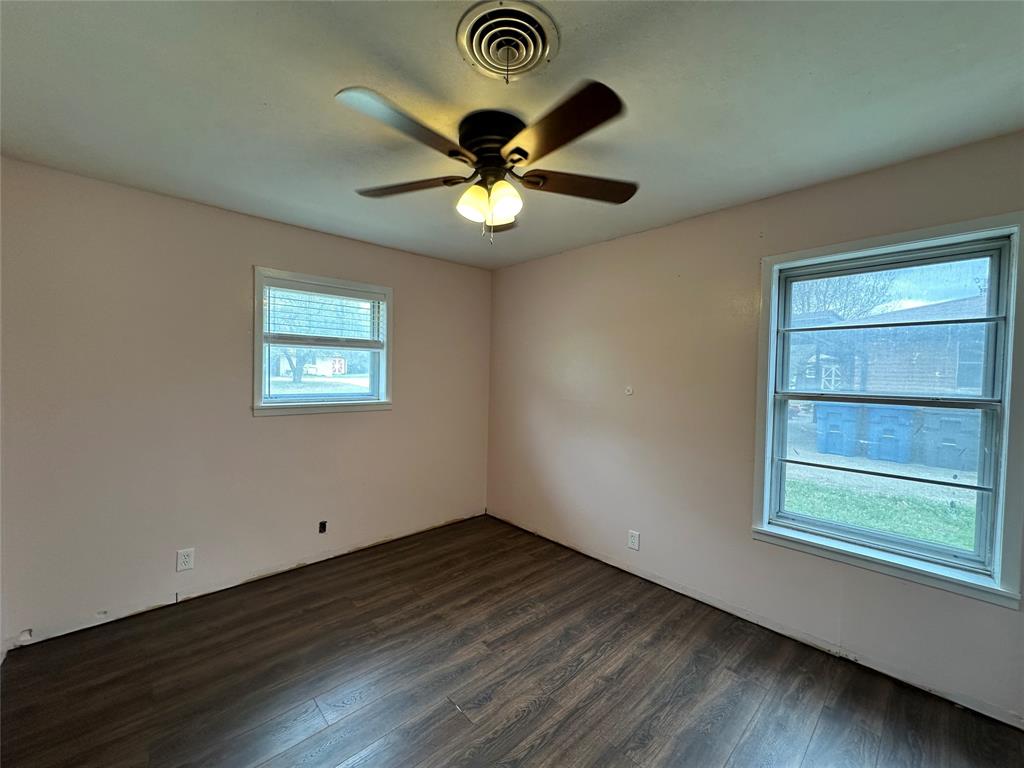 108 Beard Drive Itasca, TX 76055 - Photo 17 of 21