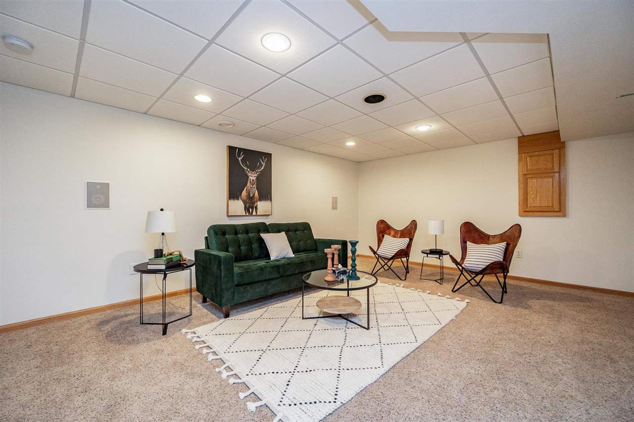 7110 Doubletree Road Northeast Cedar Rapids, IA 52402 - Photo 34 of 45 Gallery Image 34
