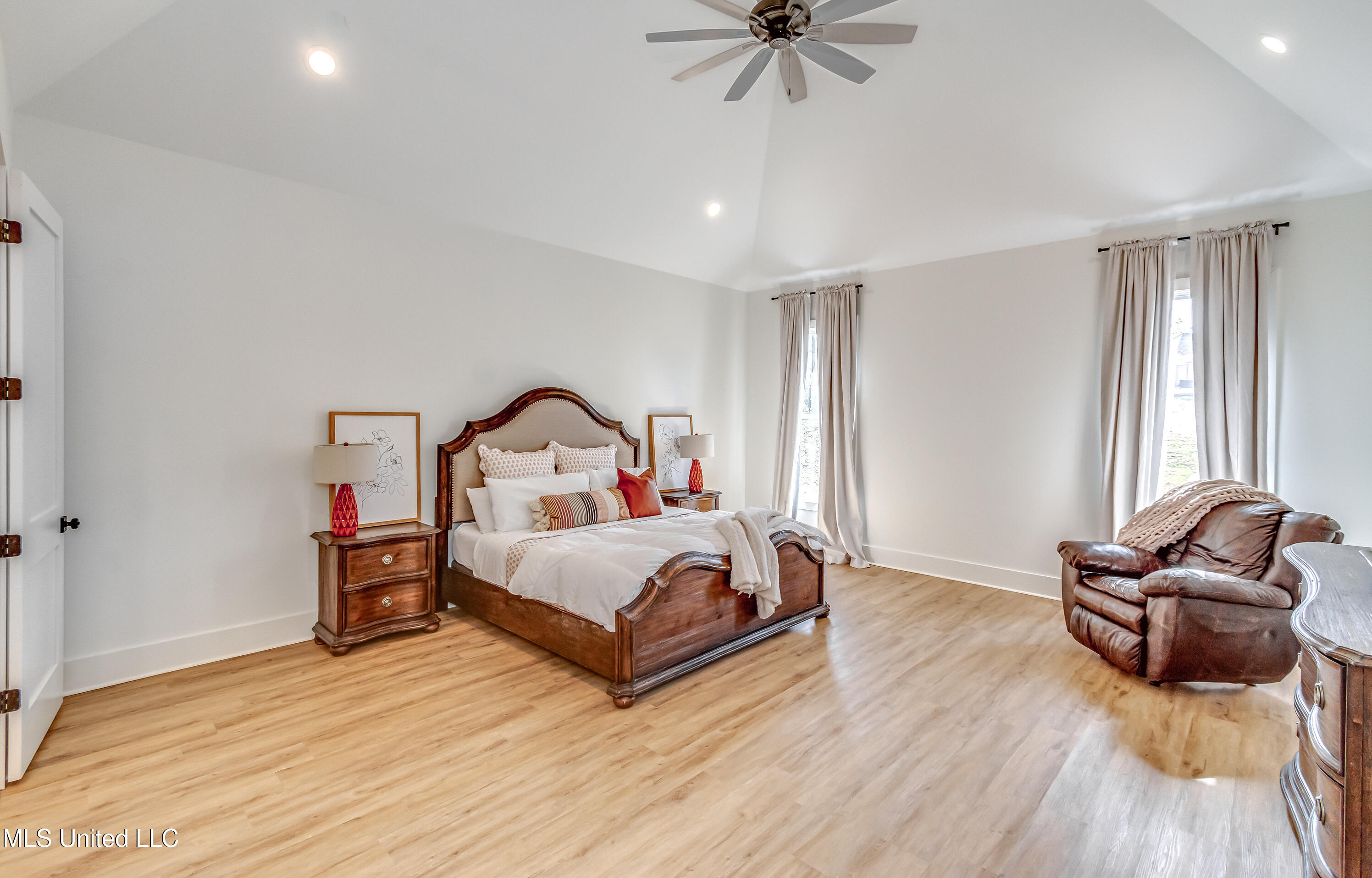 120 Silverleaf Drive Madison, MS 39110 - Photo 49 of 78 120 Silverleaf Dr-43