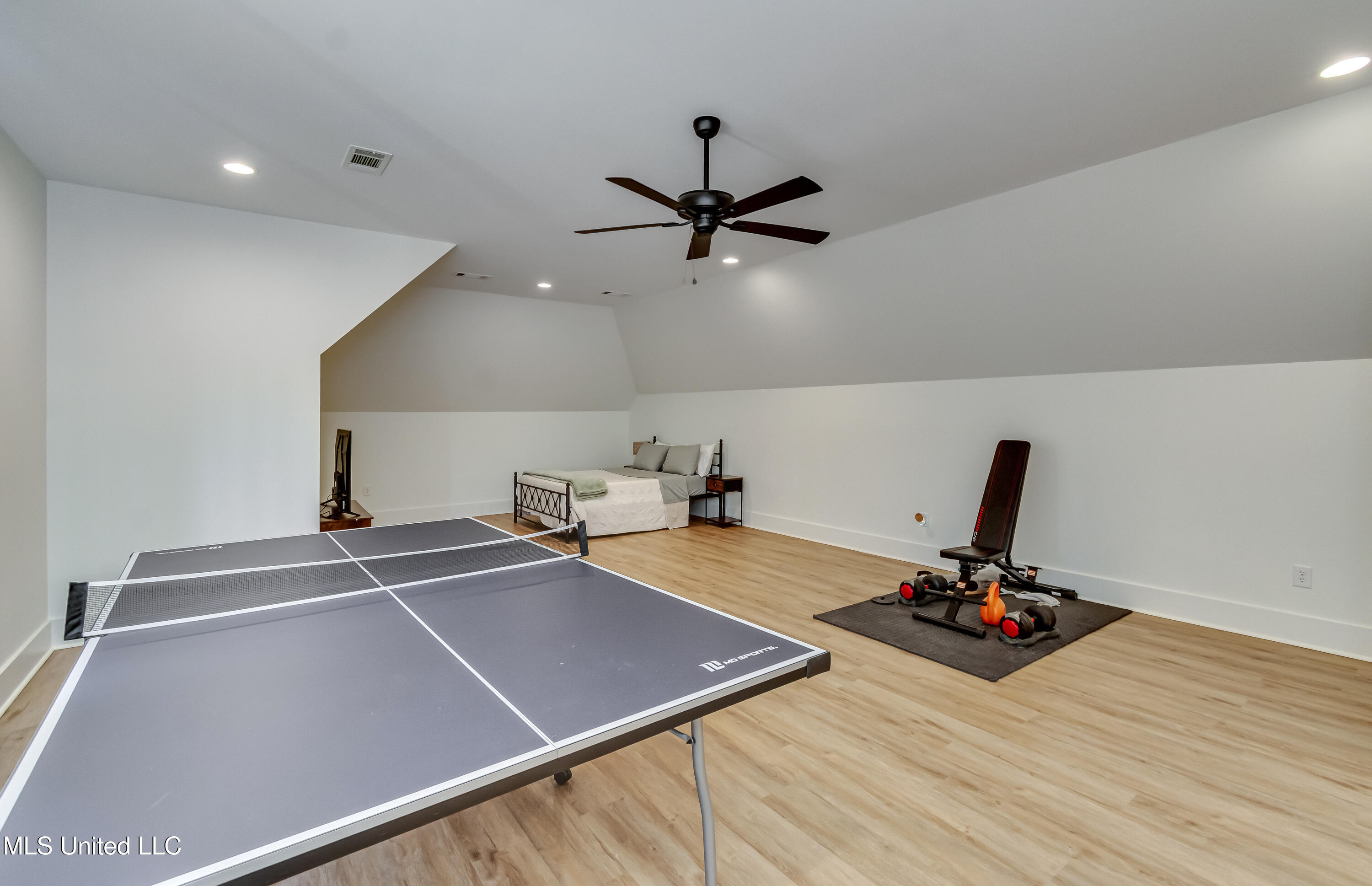 120 Silverleaf Drive Madison, MS 39110 - Photo 60 of 78 120 Silverleaf Dr-56