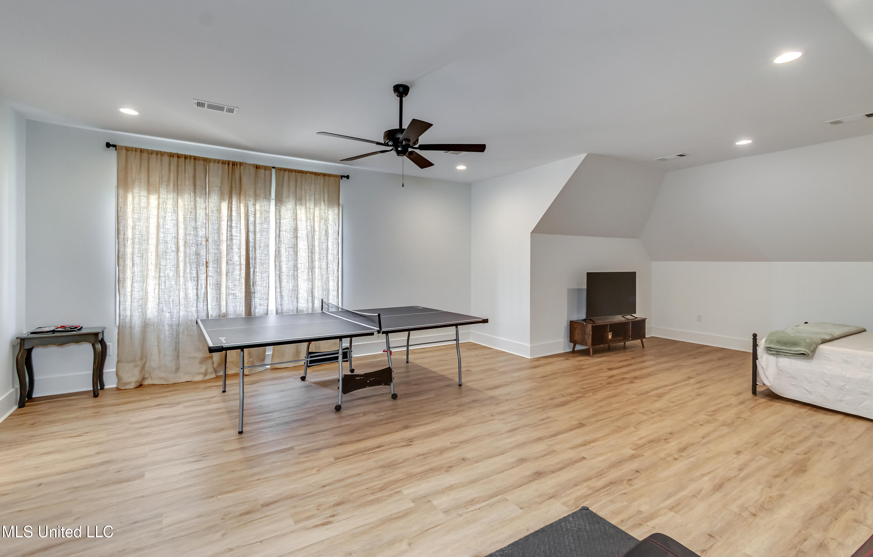 120 Silverleaf Drive Madison, MS 39110 - Photo 61 of 78 120 Silverleaf Dr-57