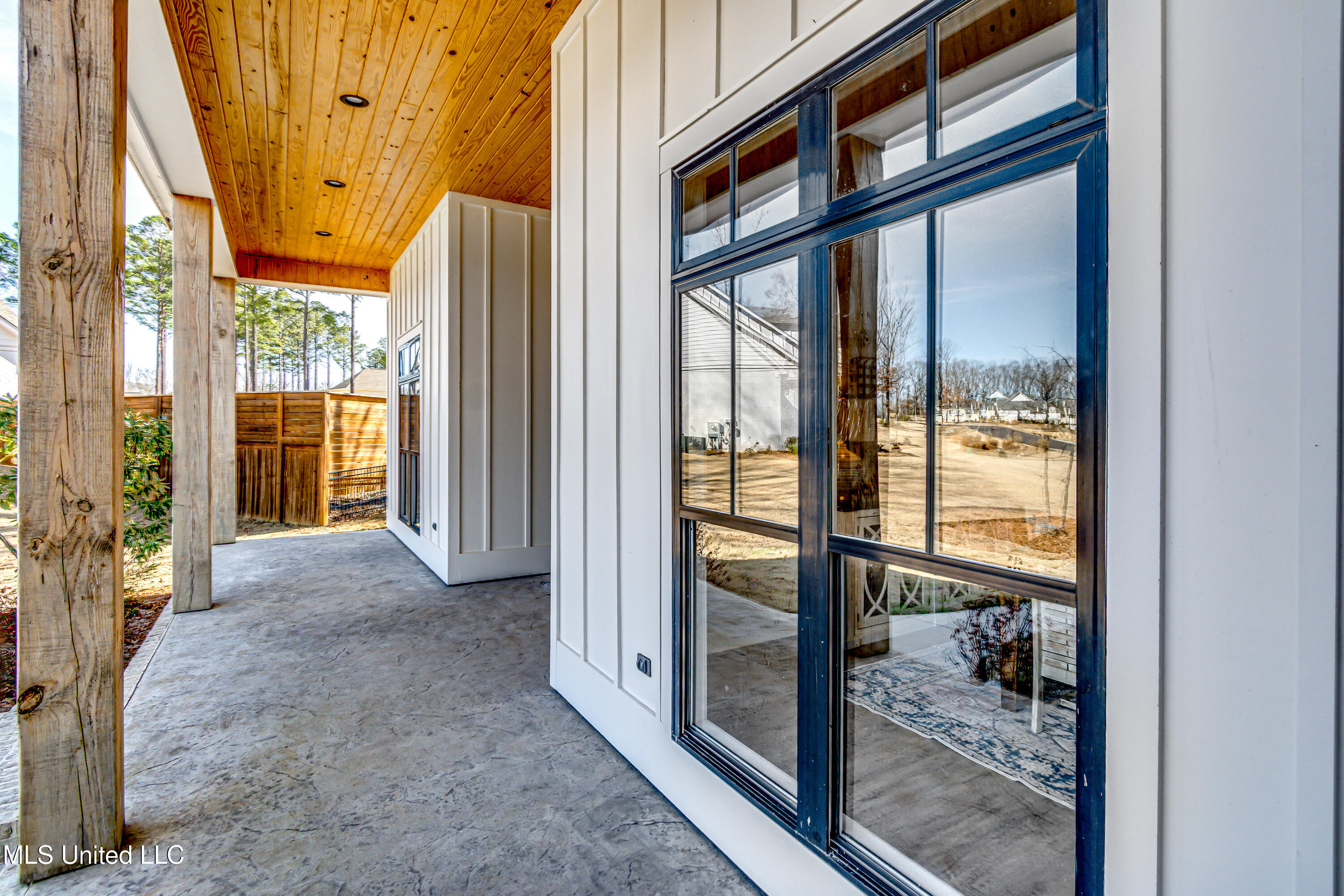 120 Silverleaf Drive Madison, MS 39110 - Photo 7 of 78 120 Silverleaf Dr-72