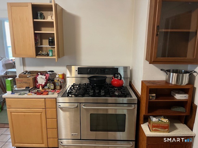 85 Hicks Street Meriden, CT 06450 - Photo 6 of 15
