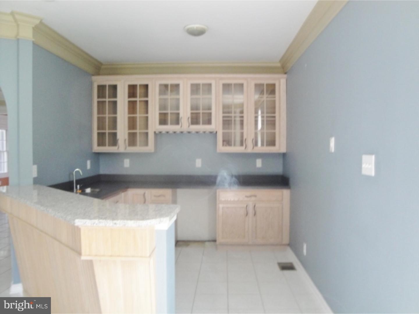 301 5th Street Riverside, NJ 08075 - Photo 7 of 16 Wet Bar