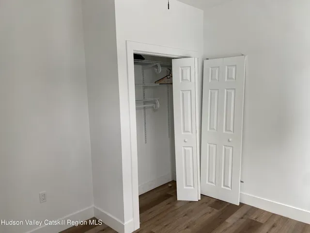 $2,400 | 520 Delaware Avenue, Unit 1, Kingston, NY 12401