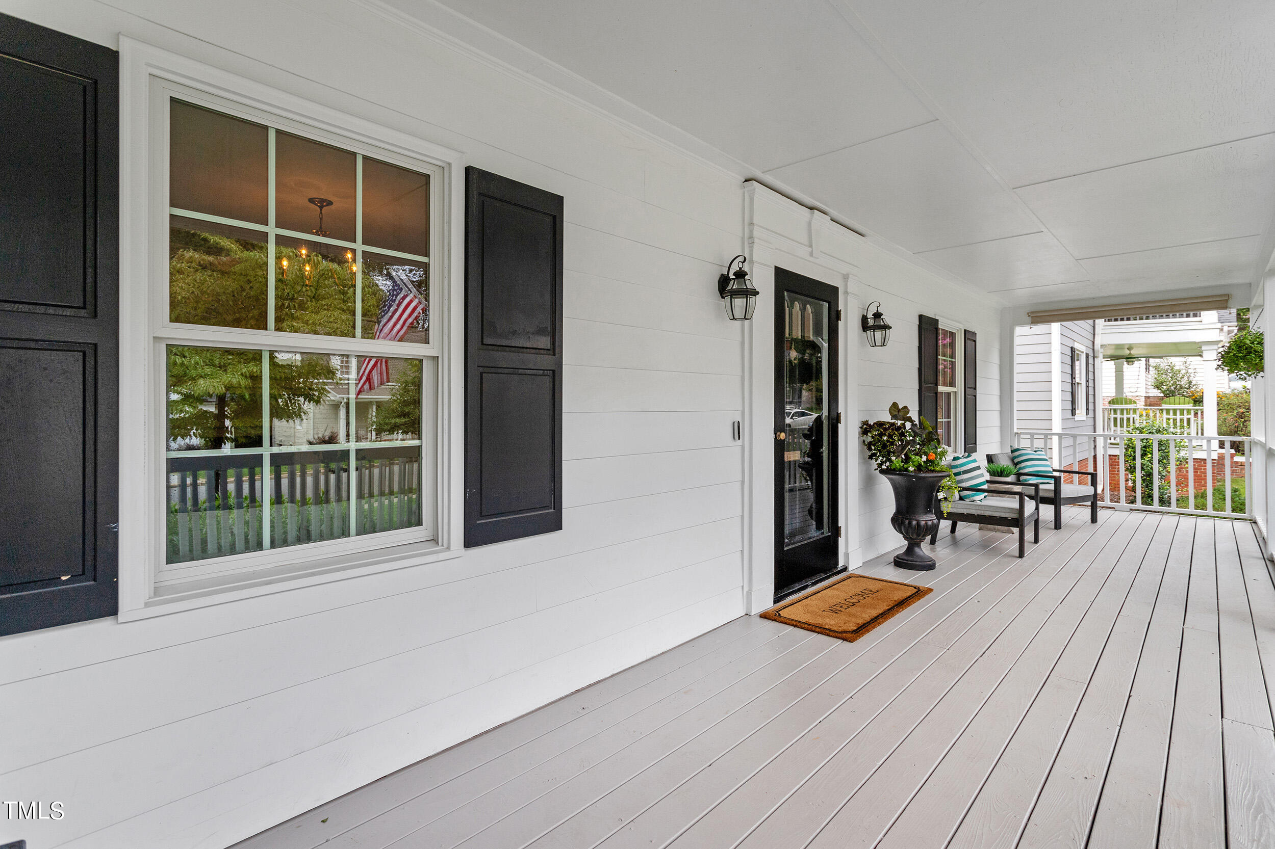 2715 Van Dyke Avenue Raleigh, NC 27607 - Photo 3 of 40 4 Van Dyke Porch
