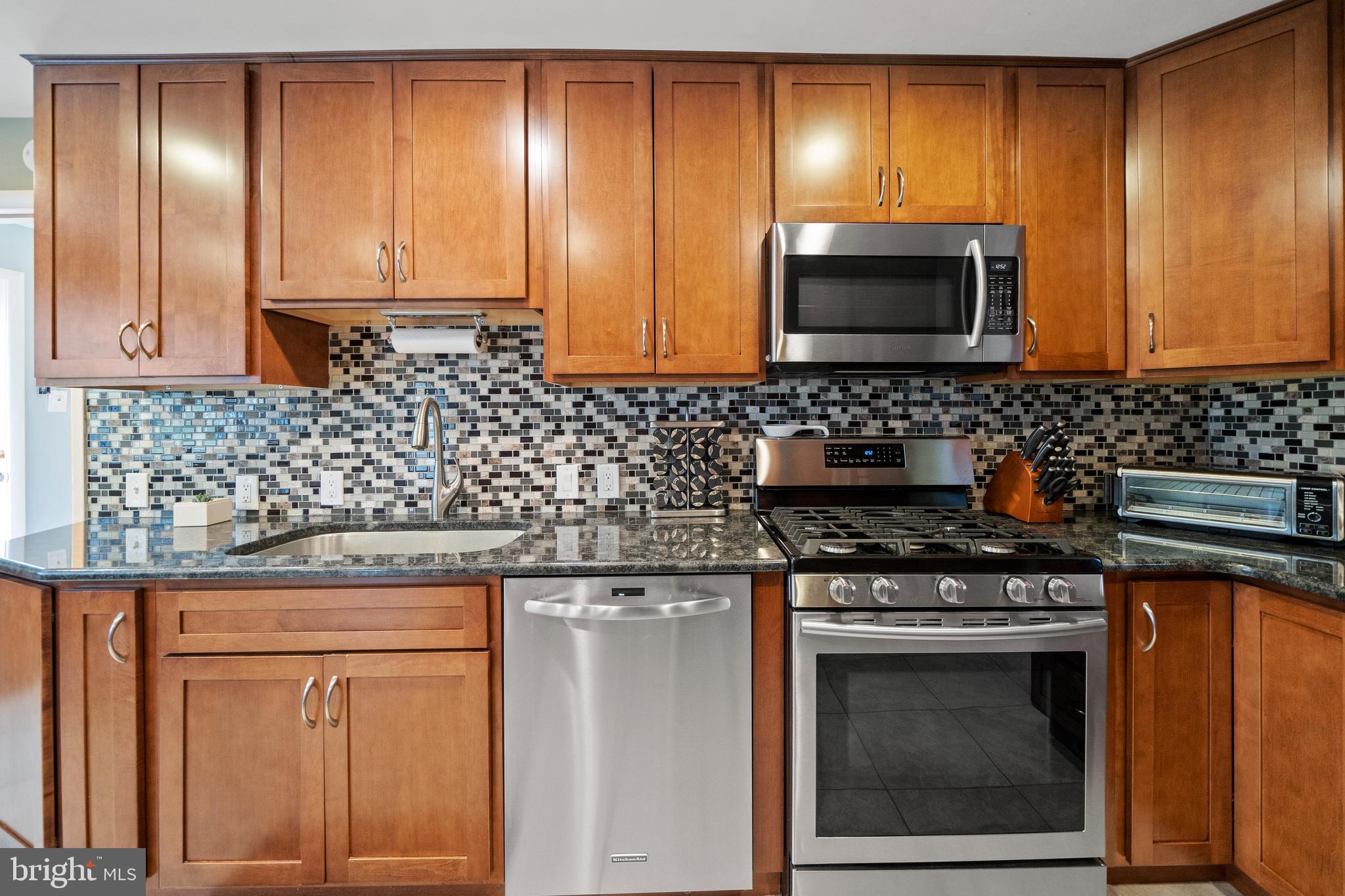 1 Elliott Road Broomall, PA 19008 - Photo 4 of 27 Gallery Image 4
