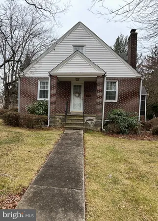 $525,000 | 319 2nd Avenue, Newtown Square, PA 19073