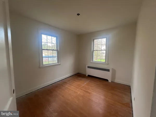 $525,000 | 319 2nd Avenue, Newtown Square, PA 19073