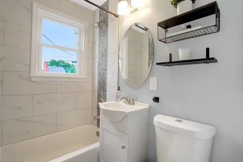 $600,000 | 2139 South Oxford Street, Arlington, VA 22204