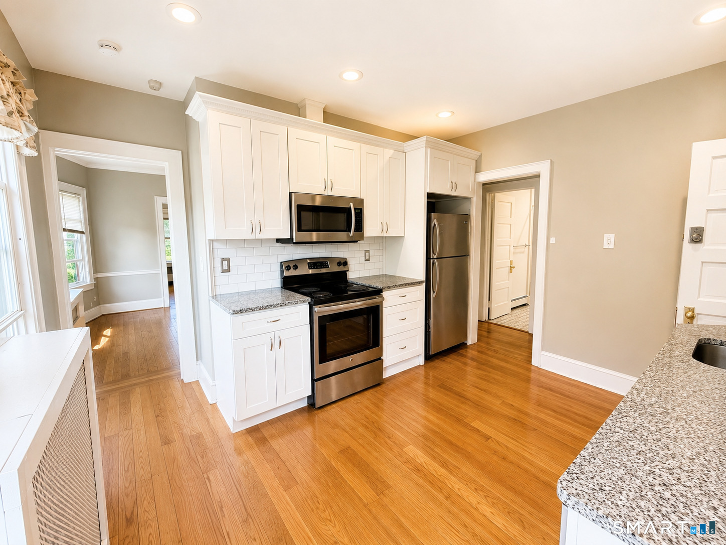 124 Dover Road West Hartford, CT 06119 - Photo 1 of 13 Gallery Image 1