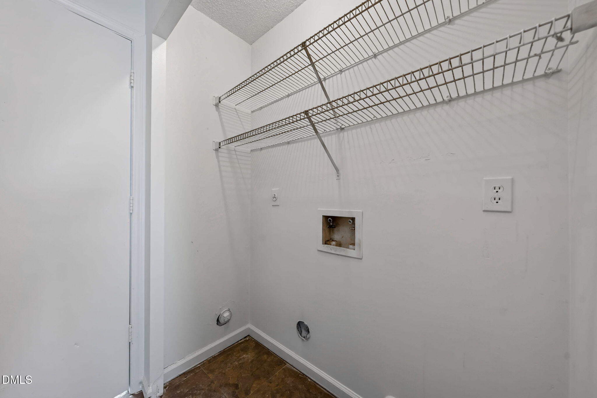 606 Stratton Way Durham, NC 27704 - Photo 26 of 33 606 STRATTON 1ST FLOOR LAUNDRY HOOK-UP