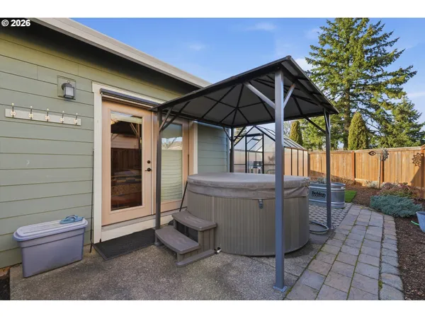 a view of outdoor space