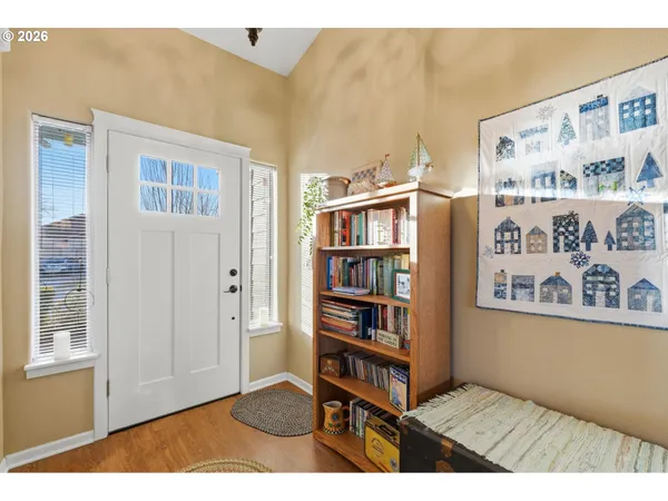 a view of a bedroom with workspace